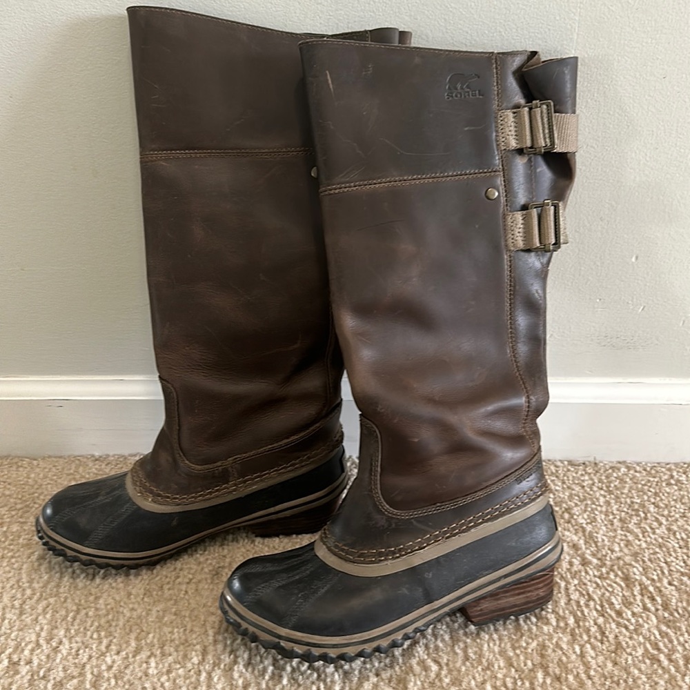 Gently Used Sorel Rainboots - Size 5.5